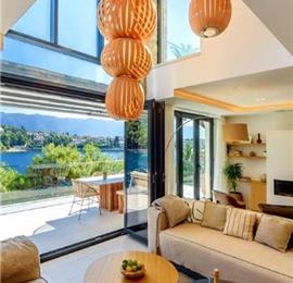 Spectacular 4 Bedroom Luxury Villa with Infinity Pool on Brac Island, sleeps 8